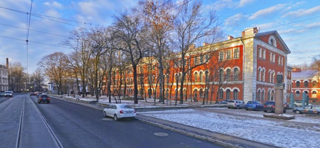 бц Арсенал на Комсомола