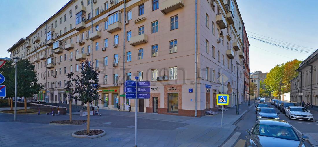 бц Смоленский б
