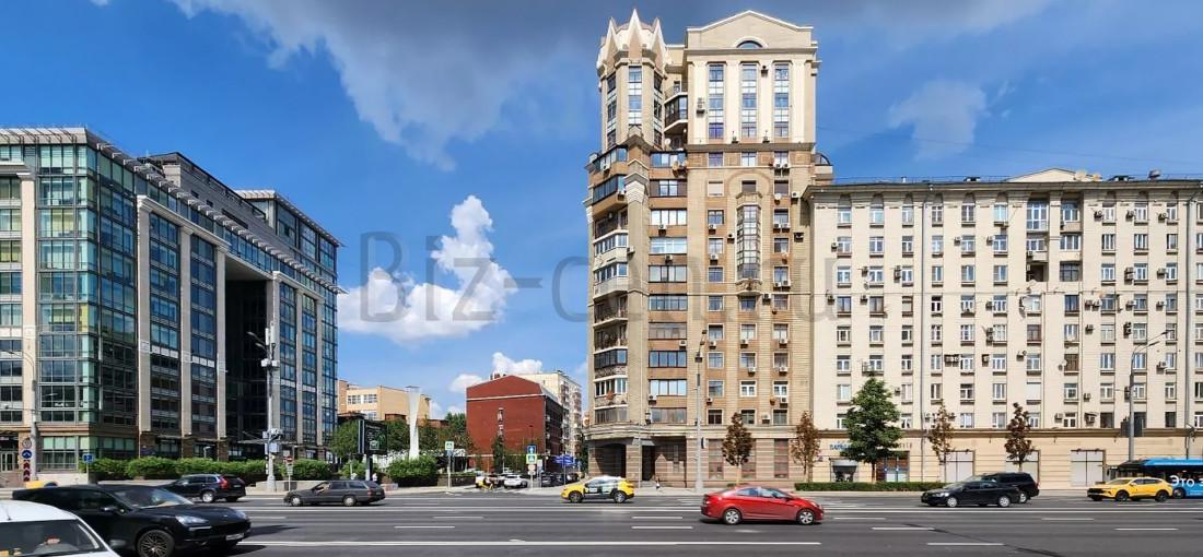 бц Валовая 20