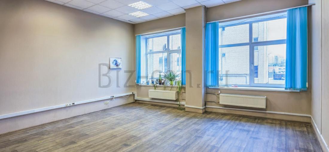 бц Ириновский 1 фото