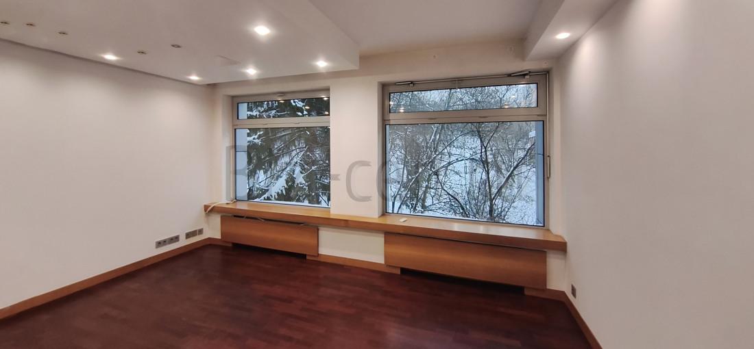 бизнес центр Довженко 12